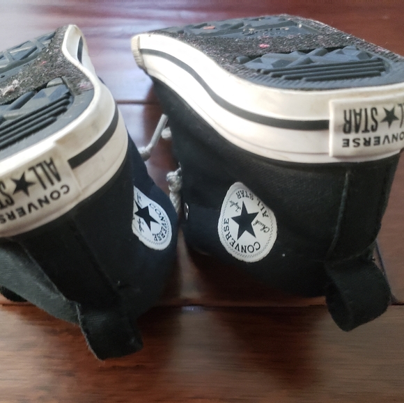 Black White & Camo Preowned Converse - Picture 7 of 7